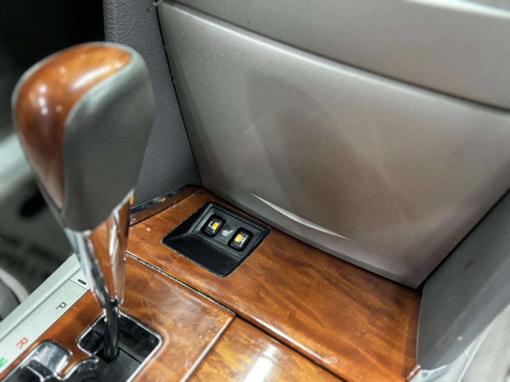 2010 Toyota Camry Base 4dr Sedan 6A - 22995226 - 22