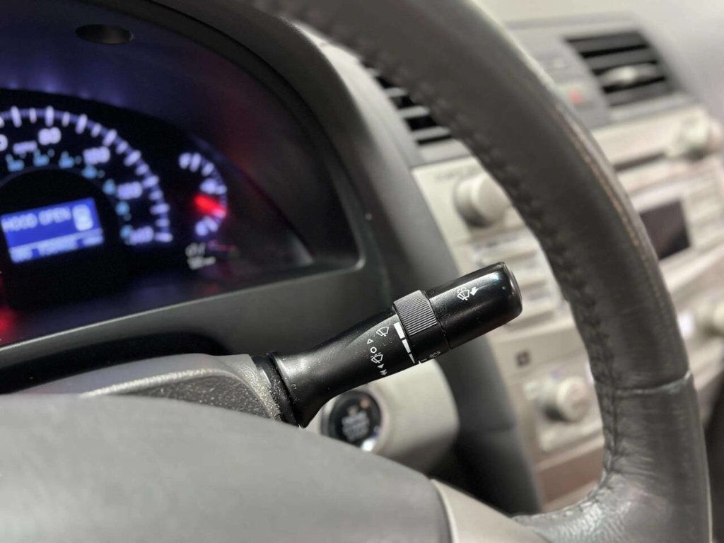 2010 Toyota Camry Base 4dr Sedan 6A - 22995226 - 28