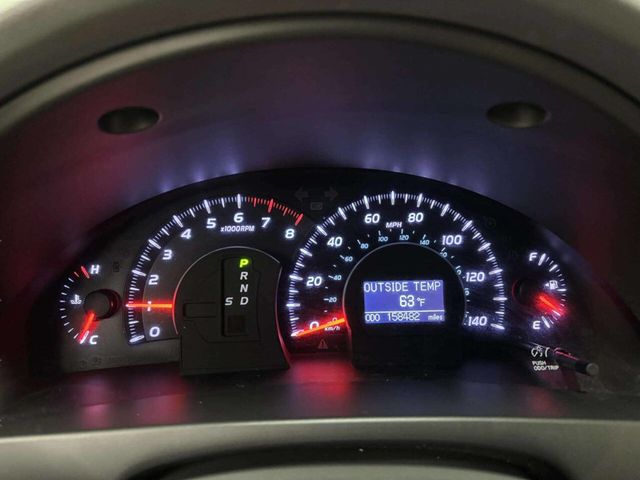 2010 Toyota Camry Base 4dr Sedan 6A - 22995226 - 29