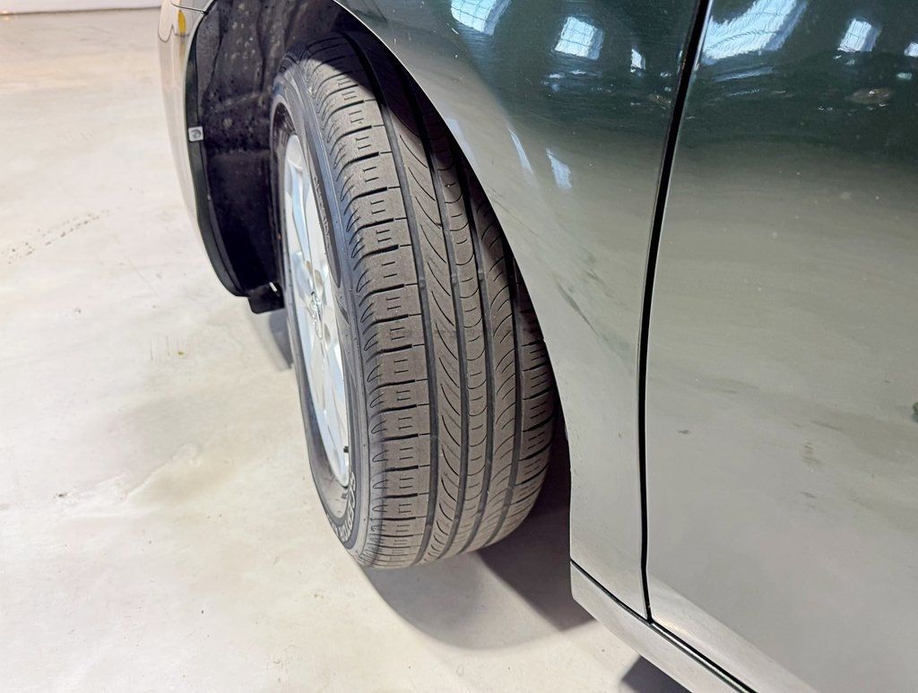 2010 Toyota Camry Base Trim - 22939108 - 2