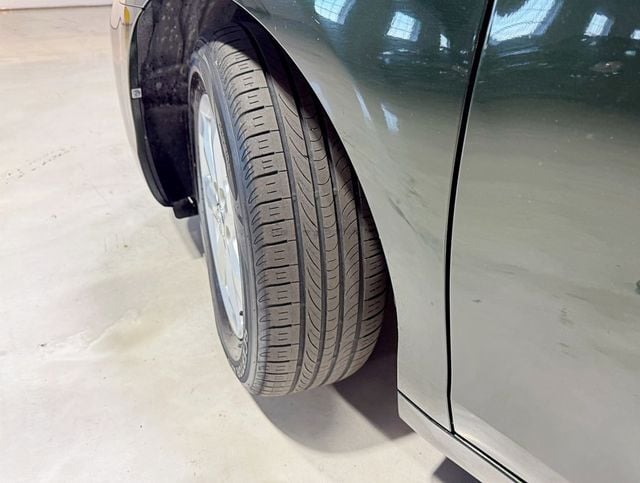 2010 Toyota Camry Base Trim - 22939108 - 2