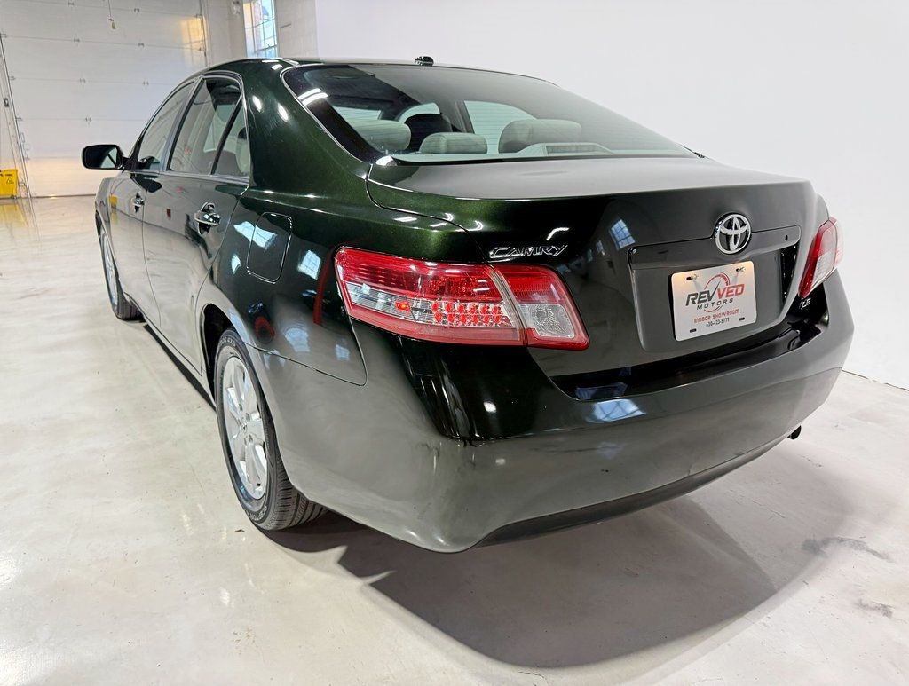 2010 Toyota Camry Base Trim - 22939108 - 4