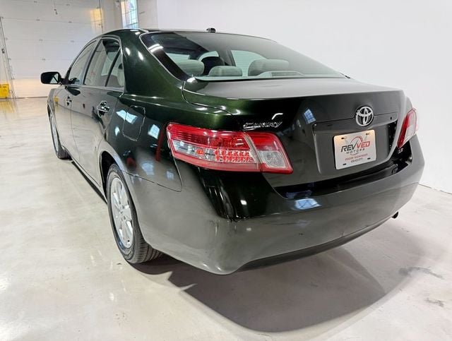2010 Toyota Camry Base Trim - 22939108 - 4