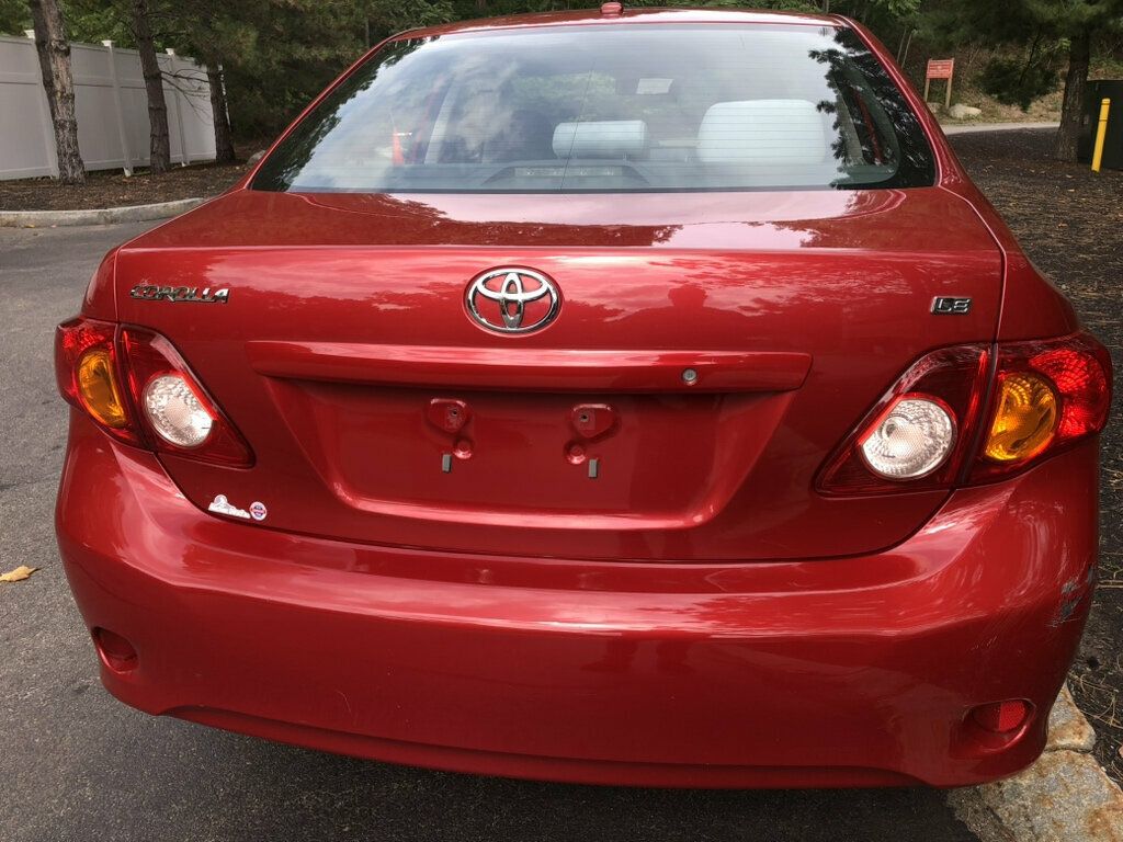 2010 Toyota Corolla  - 23081681 - 3