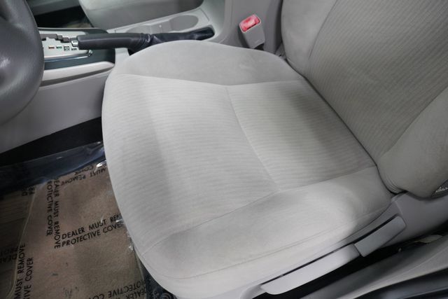 2010 Toyota Corolla  - 22993040 - 11