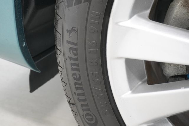 2010 Toyota Corolla  - 22993040 - 20