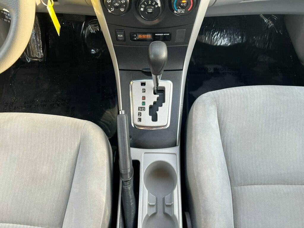 2010 Toyota Corolla  - 22657557 - 13