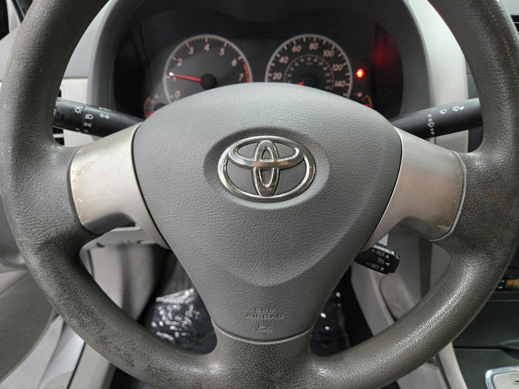 2010 Toyota Corolla 4dr Sedan Automatic LE - 22843535 - 15