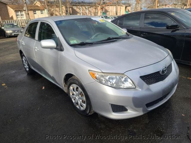 2010 Toyota Corolla 4dr Sedan Automatic LE - 22765139 - 1