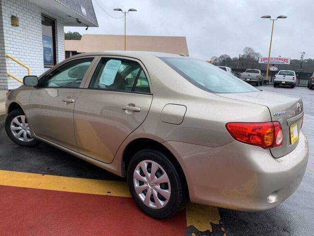 2010 Toyota Corolla 4dr Sedan Automatic LE - 19899599 - 3