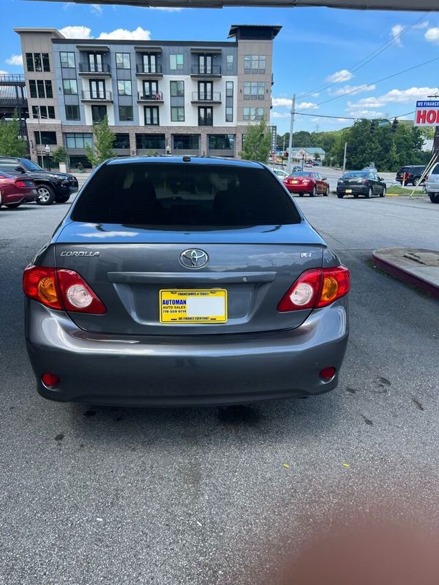 2010 Toyota Corolla 4dr Sedan Automatic LE - 22020211 - 3