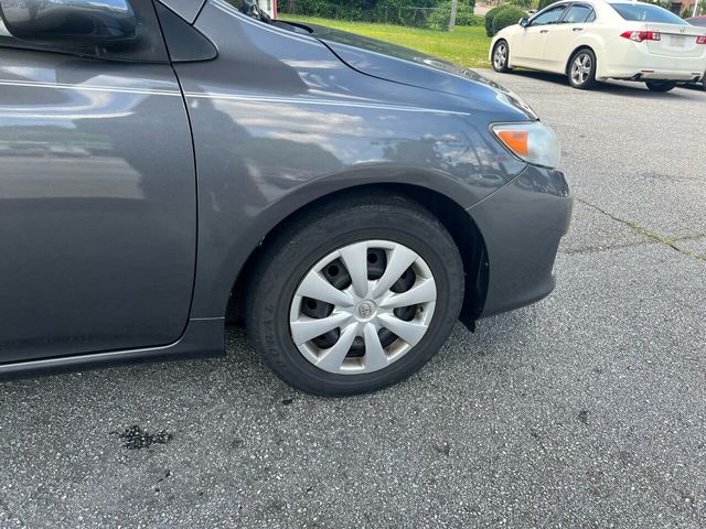 2010 Toyota Corolla 4dr Sedan Automatic LE - 22020211 - 7