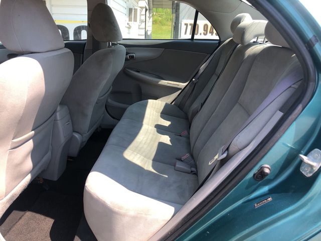 2010 Toyota Corolla 4dr Sedan Automatic LE - 22093958 - 11