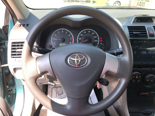 2010 Toyota Corolla 4dr Sedan Automatic LE - 22093958 - 6