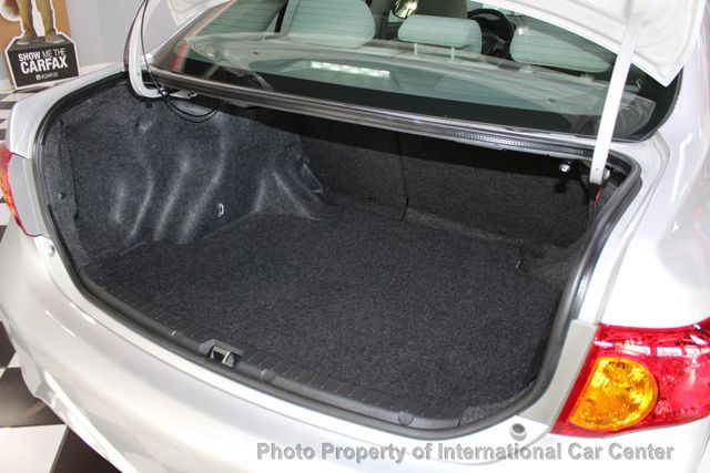 2010 Toyota Corolla 4dr Sedan Automatic LE - 22945785 - 20