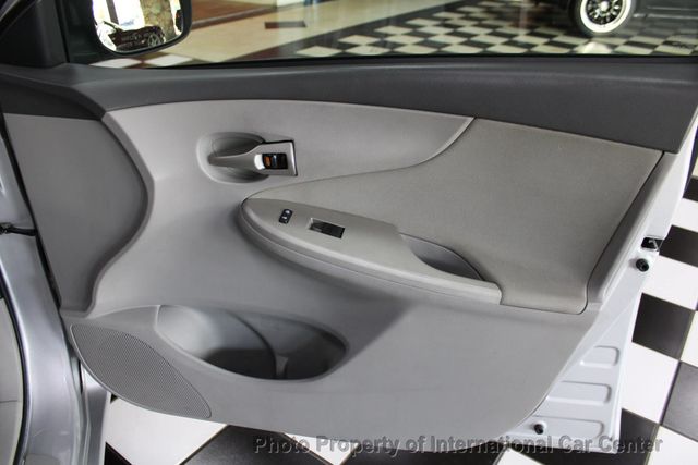 2010 Toyota Corolla 4dr Sedan Automatic LE - 22945785 - 23