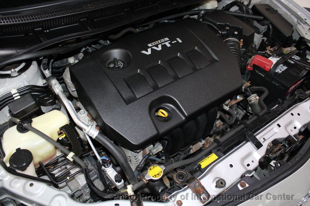 2010 Toyota Corolla 4dr Sedan Automatic LE - 22945785 - 27