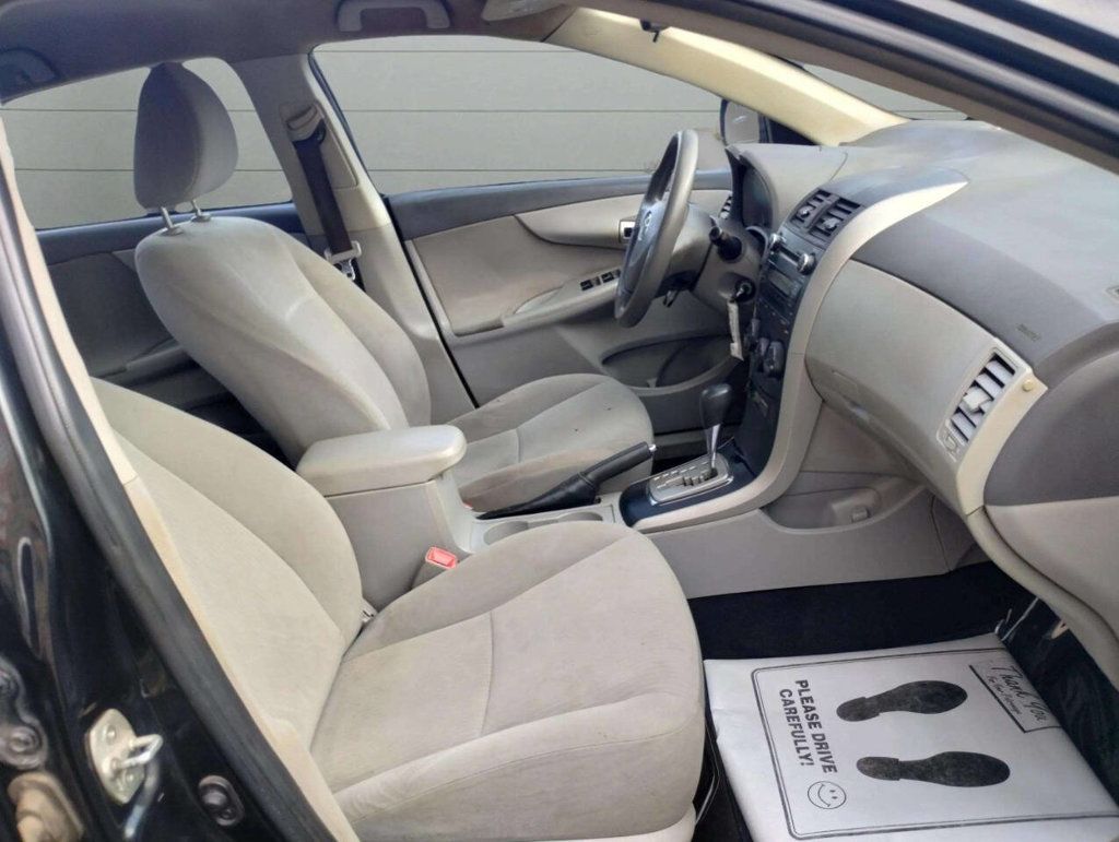 2010 Toyota Corolla 4dr Sedan Automatic LE - 23011854 - 16