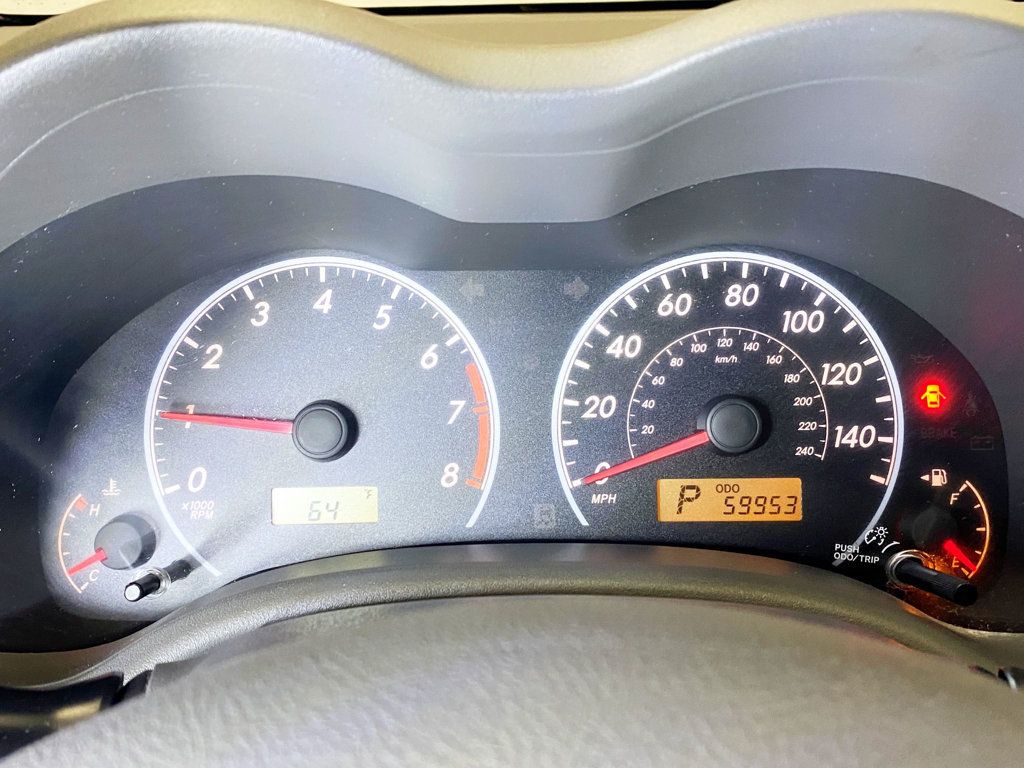 2010 Toyota Corolla 4dr Sedan Automatic LE - 22934926 - 23