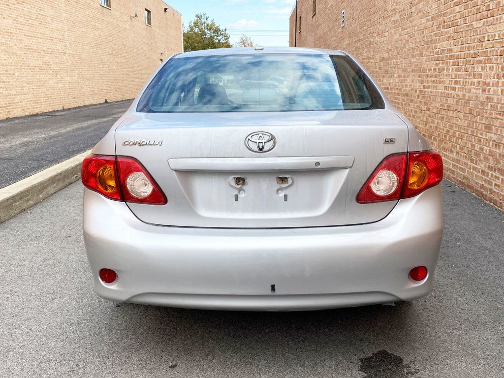 2010 Toyota Corolla 4dr Sedan Automatic LE - 22934926 - 3