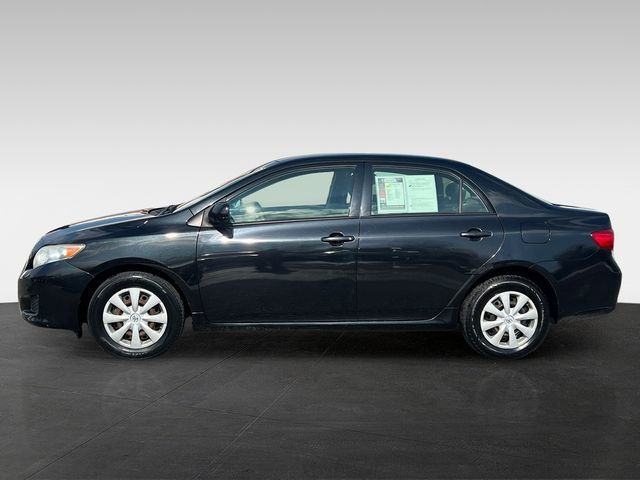 2010 Toyota Corolla 4dr Sedan Automatic LE - 22986224 - 1