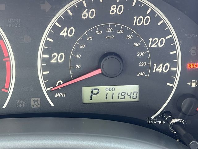 2010 Toyota Corolla 4dr Sedan Automatic LE - 22986224 - 19