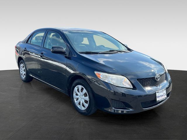 2010 Toyota Corolla 4dr Sedan Automatic LE - 22986224 - 6