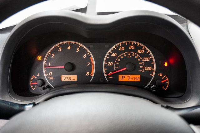 2010 Toyota Corolla 4dr Sedan Automatic LE - 22931521 - 23