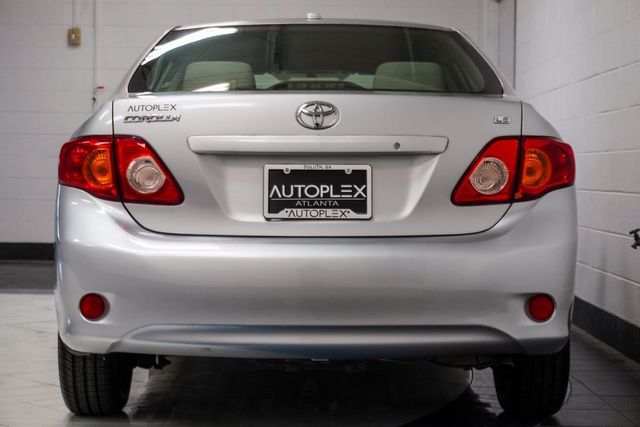 2010 Toyota Corolla 4dr Sedan Automatic LE - 22931521 - 32