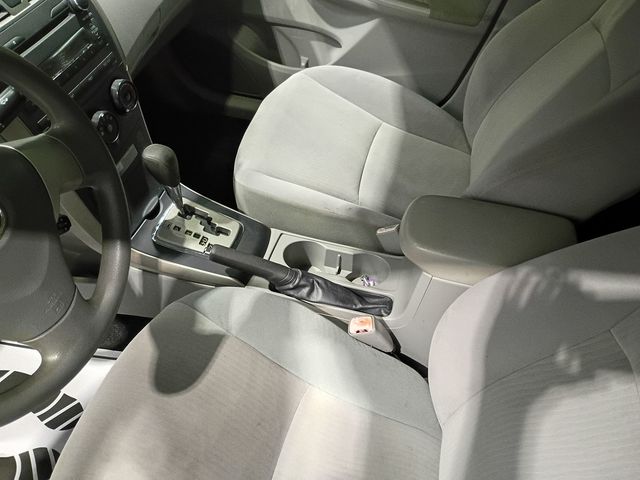 2010 Toyota Corolla 4dr Sedan Automatic LE Clean Carfax - 23089810 - 16