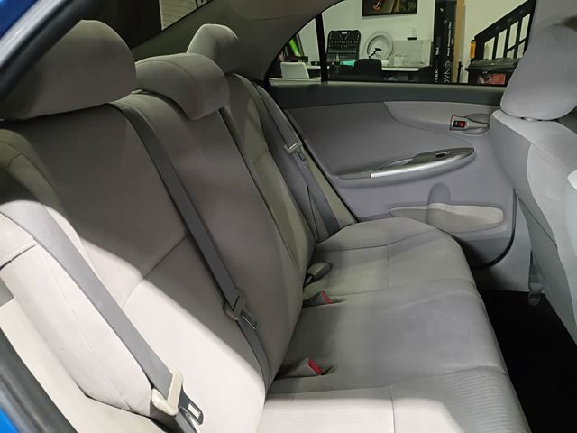 2010 Toyota Corolla 4dr Sedan Automatic LE Clean Carfax - 23089810 - 29