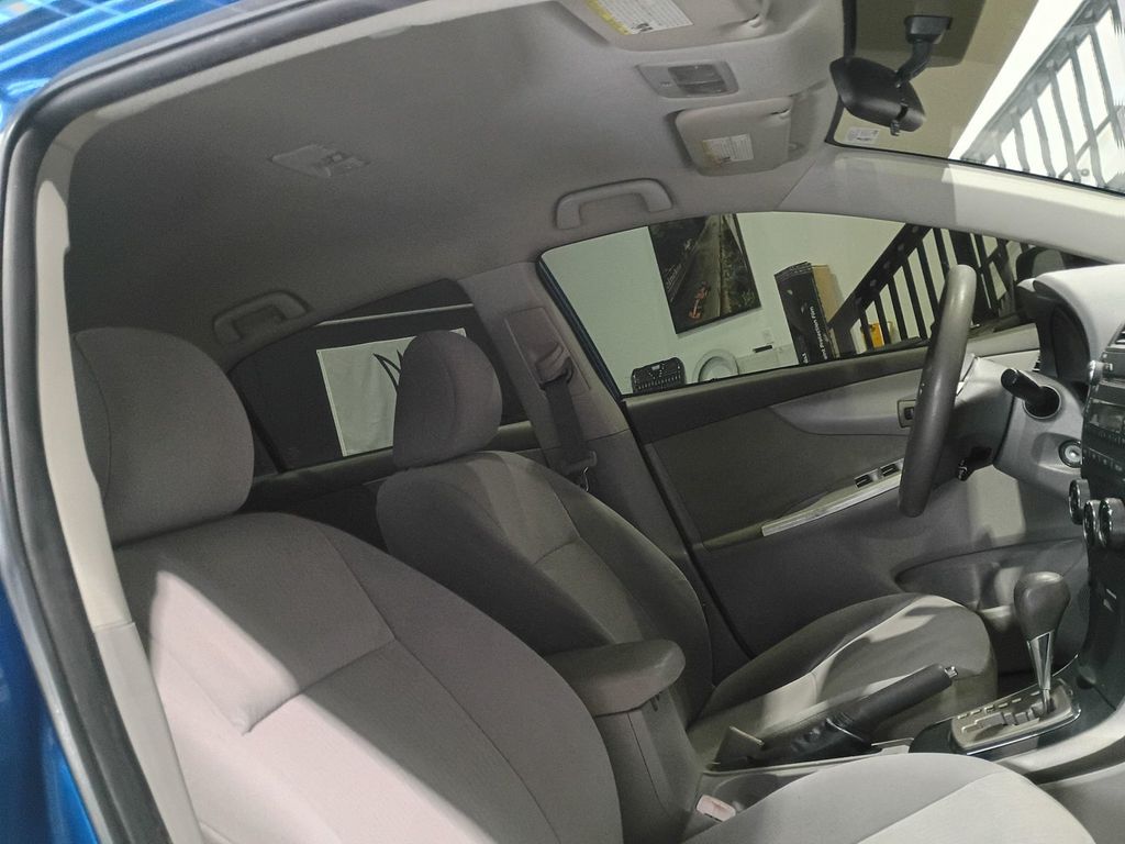2010 Toyota Corolla 4dr Sedan Automatic LE Clean Carfax - 23089810 - 32