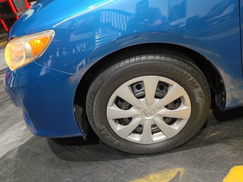 2010 Toyota Corolla 4dr Sedan Automatic LE Clean Carfax - 23089810 - 43