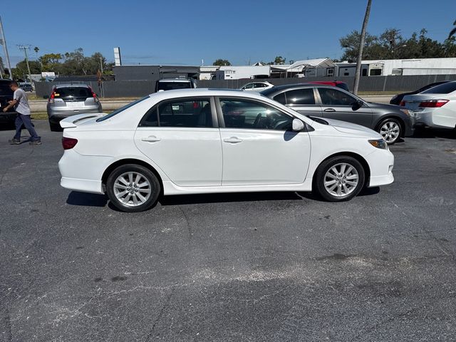 2010 Toyota Corolla 4dr Sedan Automatic S - 22939716 - 7