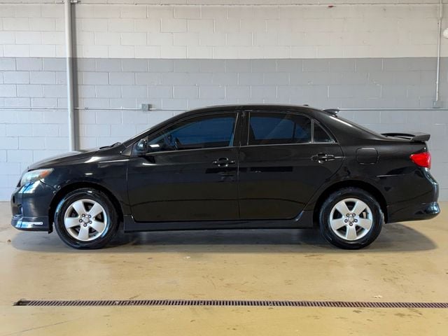 2010 Toyota Corolla 4dr Sedan Manual - 22971216 - 14