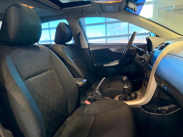 2010 Toyota Corolla 4dr Sedan Manual - 22971216 - 21