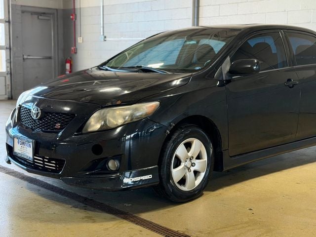 2010 Toyota Corolla 4dr Sedan Manual - 22971216 - 2
