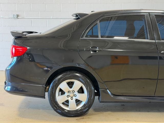 2010 Toyota Corolla 4dr Sedan Manual - 22971216 - 8