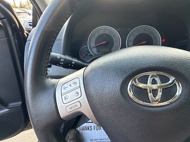 2010 Toyota Corolla Base 4dr Sedan 4A - 22906870 - 12
