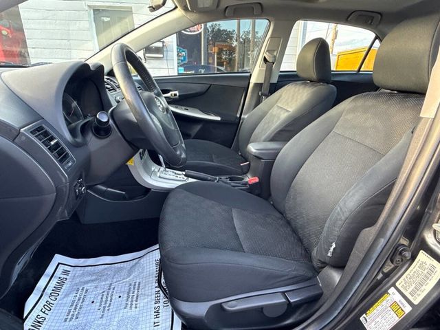 2010 Toyota Corolla Base 4dr Sedan 4A - 22906870 - 14