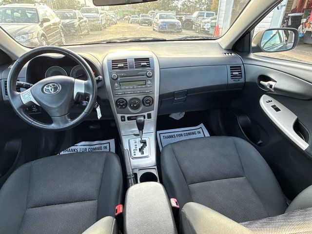 2010 Toyota Corolla Base 4dr Sedan 4A - 22906870 - 21