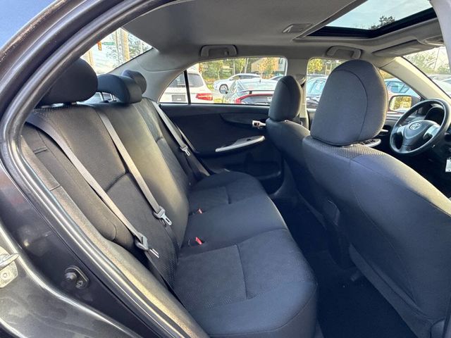 2010 Toyota Corolla Base 4dr Sedan 4A - 22906870 - 23