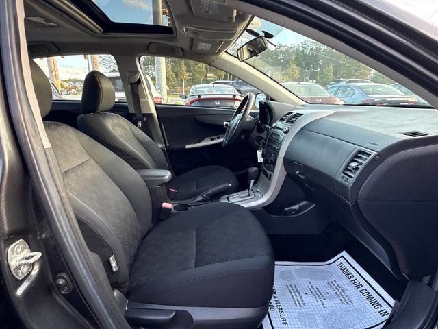 2010 Toyota Corolla Base 4dr Sedan 4A - 22906870 - 28