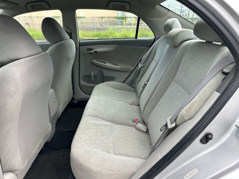 2010 Toyota Corolla Base Trim - 22970345 - 13