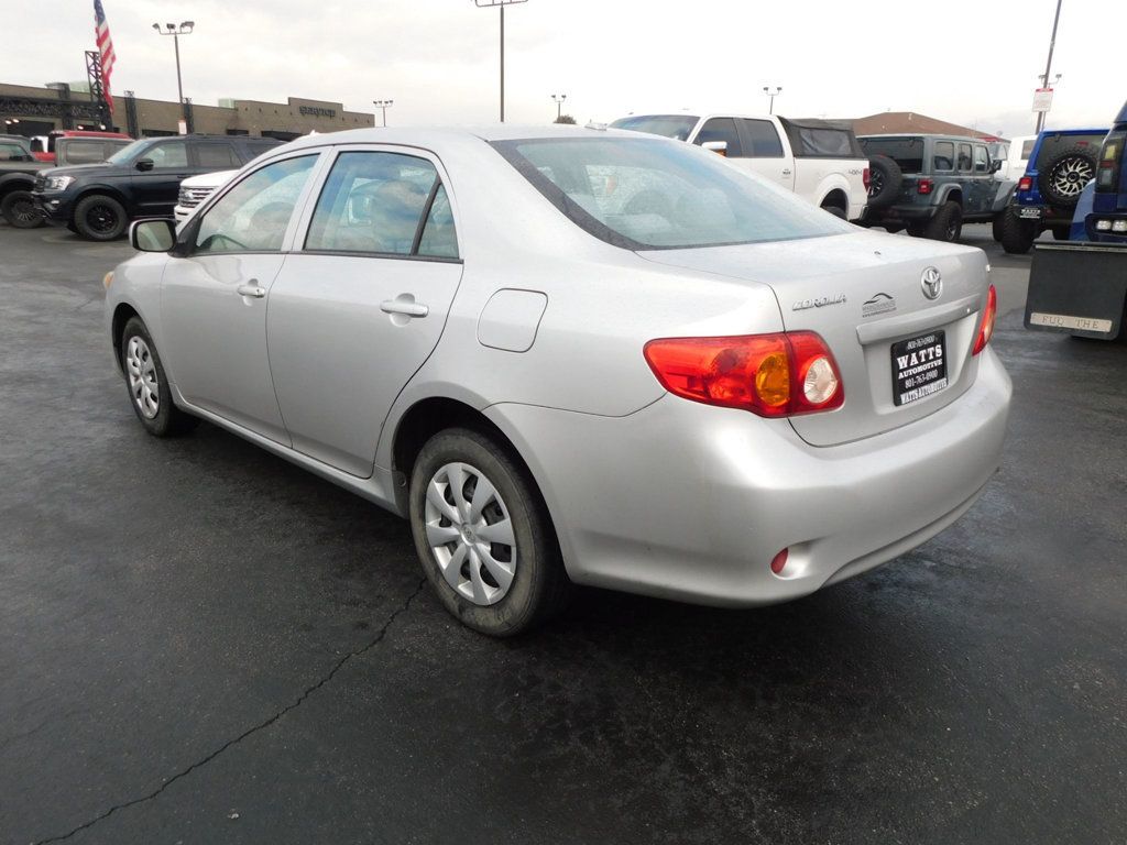 2010 Toyota Corolla LE - 22721922 - 2