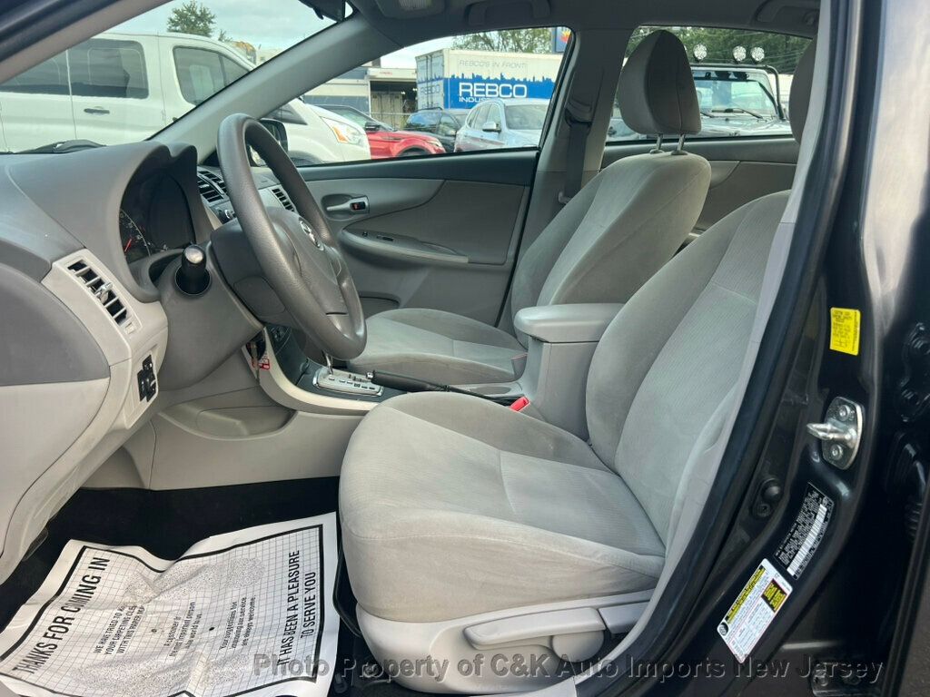 2010 Toyota Corolla LE photo 14