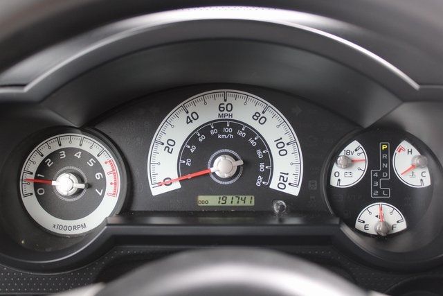 2010 Toyota FJ Cruiser Base photo 11