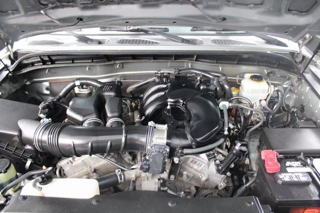 2010 Toyota FJ Cruiser Base photo 22