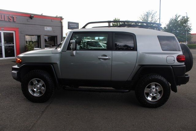 2010 Toyota FJ Cruiser Base photo 8