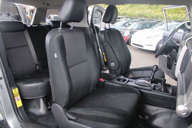 2010 Toyota FJ Cruiser 4WD 4dr Automatic - 22913854 - 19